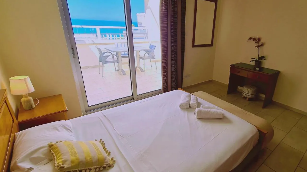 פרוטאראס Stay Sunrise Beach Apt B01 קפריסין